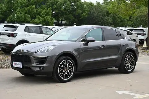 Porsche Macan 2014