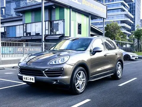 Porsche Cayenne 2011