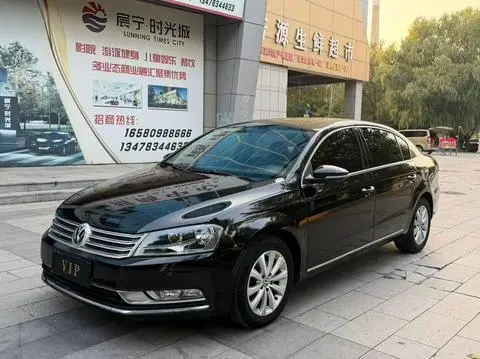Volkswagen Magotan 2012
