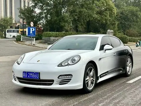Porsche Panamera 2013