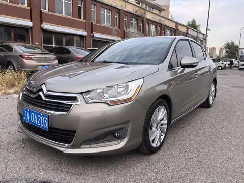 Citroën C4L 2014