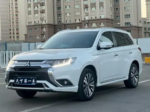 Mitsubishi Outlander 2021
