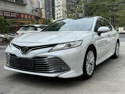 Toyota Camry 2018