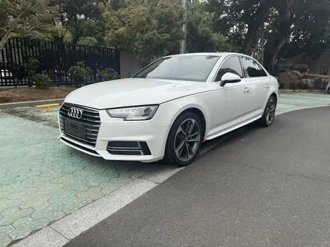 Audi A4L 2019