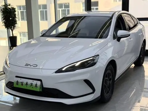 BYD Seal 05 2025