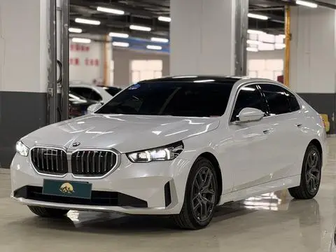 BMW 5 Series 2025