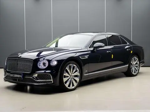 Bentley Flying Spur 2022