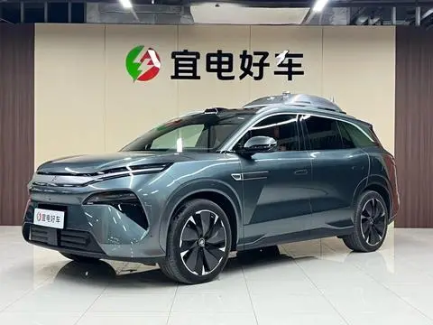 BYD Tang L 2025