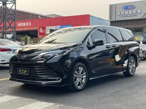 Toyota SIENNA 2024