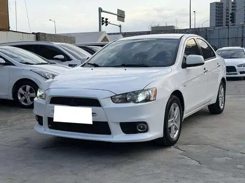 Mitsubishi Lancer EX 2011