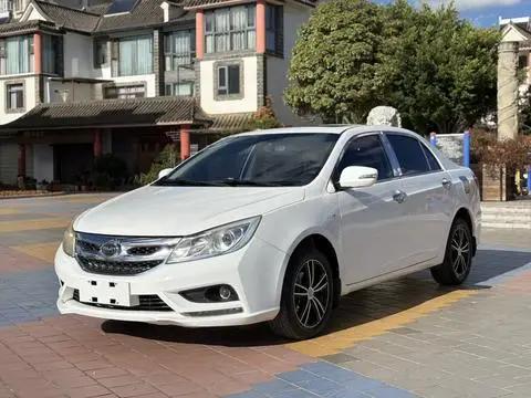 BYD Surui 2015
