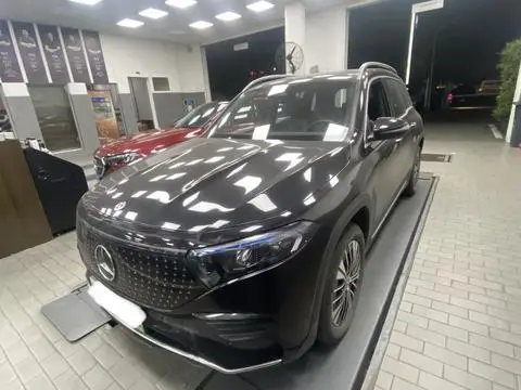 Mercedes-Benz EQB 2025