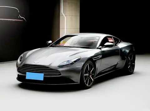 Aston Martin DB11 2022