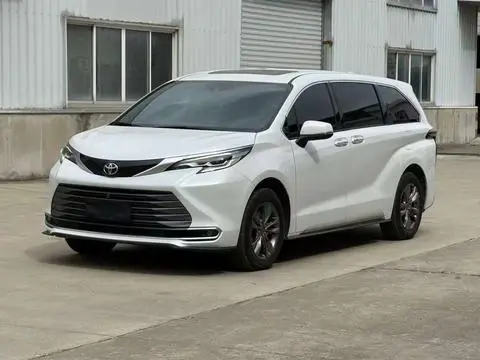 Toyota SIENNA 2026