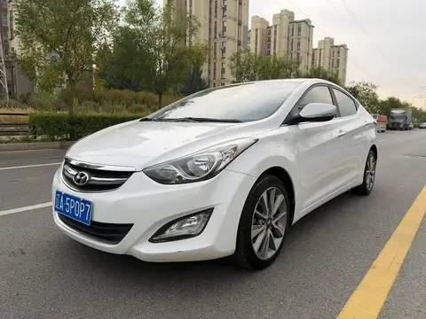 Hyundai Elantra Langdong 2015