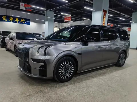 ZEEKR 009 2023
