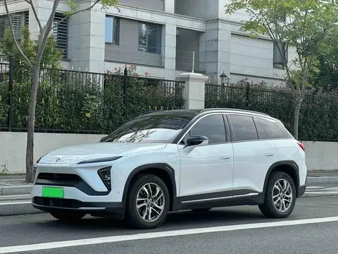 NIO ES6 2020