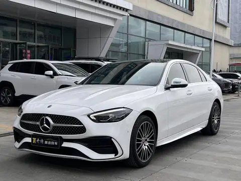 Mercedes-Benz C-Class 2024