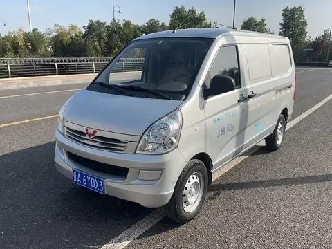Wuling Rongguang 2015