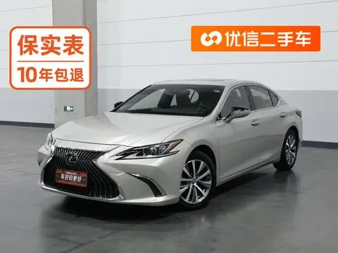 Lexus ES 2018
