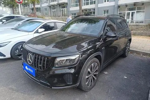 Mercedes-Benz GLB 2024