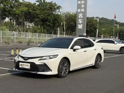 Toyota Camry 2023