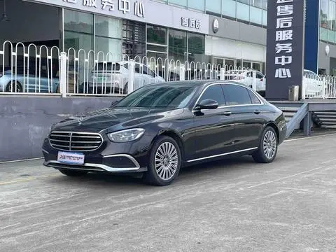 Mercedes-Benz E-Class 2022