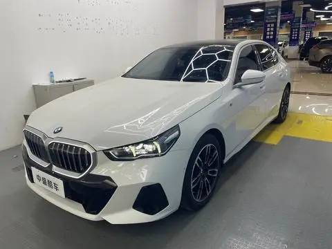 BMW 5 Series 2024