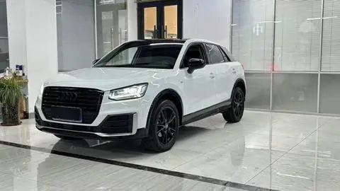 Audi Q2L 2021