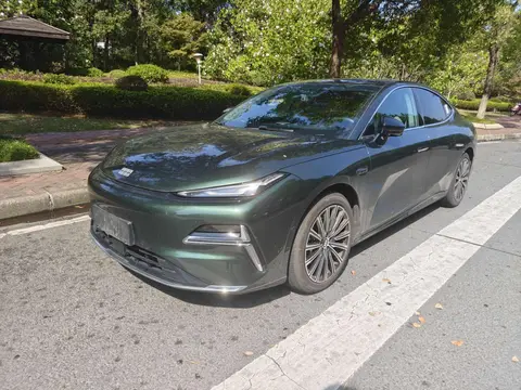 Geely Galaxy Starshine 8 2025