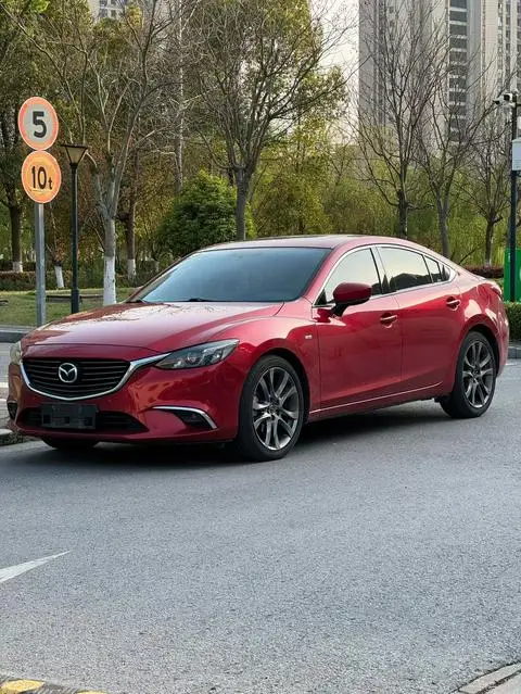 Mazda Atenza 2015