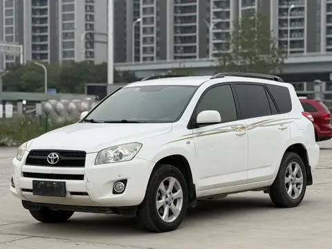 Toyota RAV4 2011