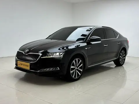 Skoda Superb 2023