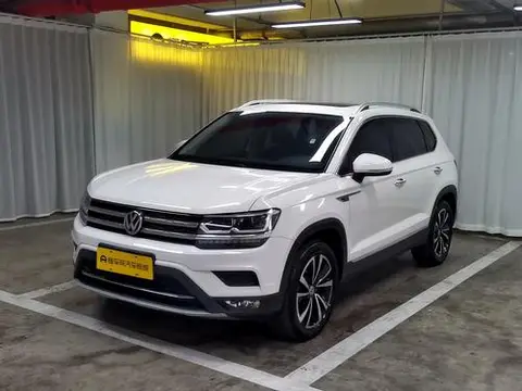 Volkswagen Tharu 2020
