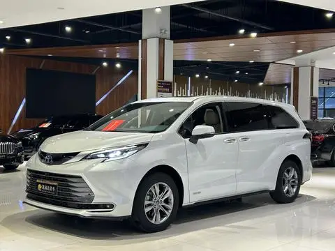 Toyota SIENNA 2023