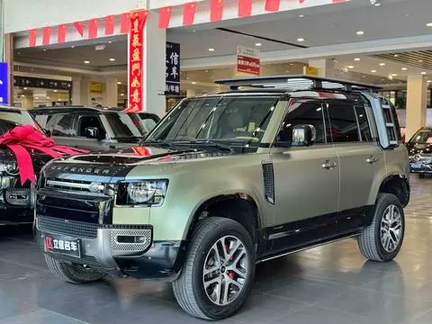 Land Rover Defender 2022