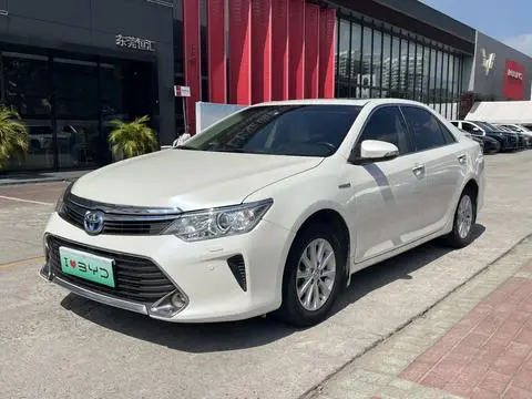 Toyota Camry 2015
