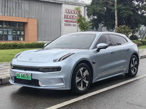 ZEEKR 001 2023