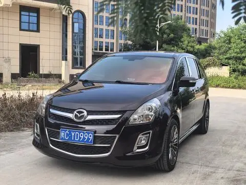 Mazda 8 2011