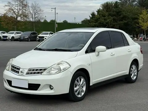 Nissan Tiida 2009