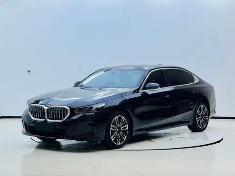 BMW 5 Series 2025