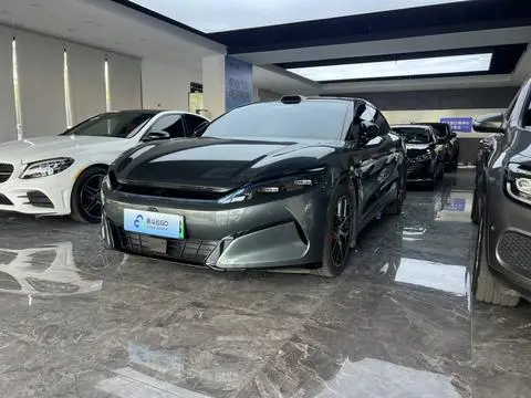 BYD Han L 2025