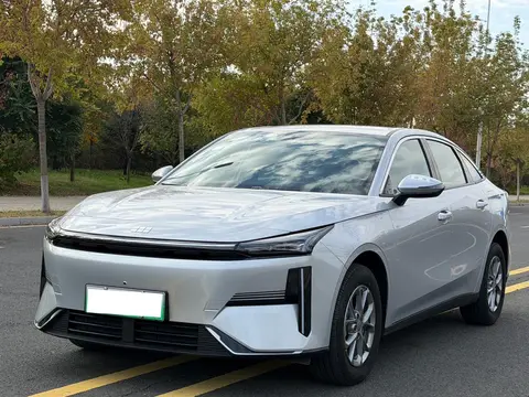 Geely Galaxy L6 2025