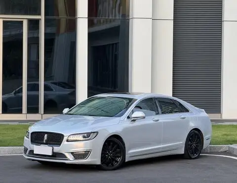 Lincoln MKZ 2020