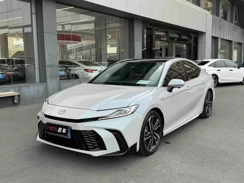 Toyota Camry 2024