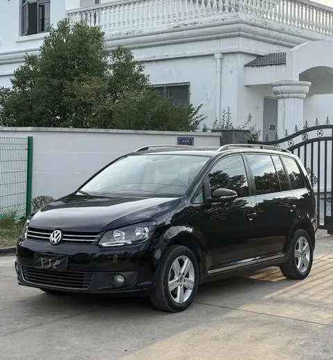 Volkswagen Touran 2015