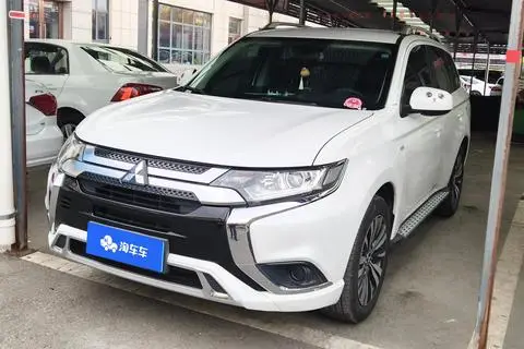 Mitsubishi Outlander 2021