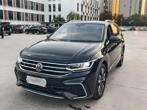 Volkswagen Tiguan L 2022