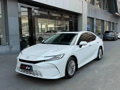 Toyota Camry 2024
