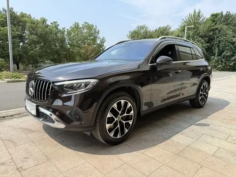 Mercedes-Benz GLC 2023